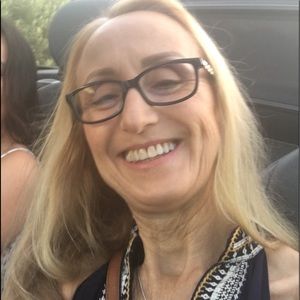 Meet your Posher, Carole